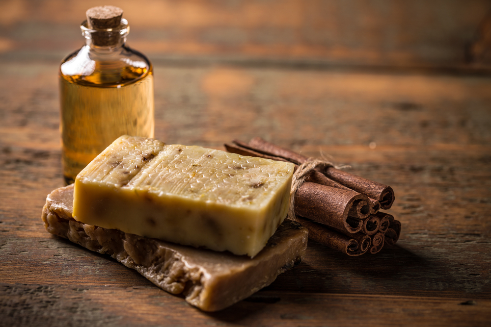 Cold,Processed,Handcrafted,Soap,With,Cinnamon,And,Essential,Oil